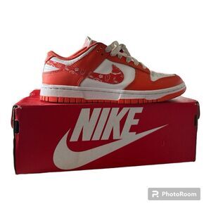 Women’s Nike Dunk Low ESS